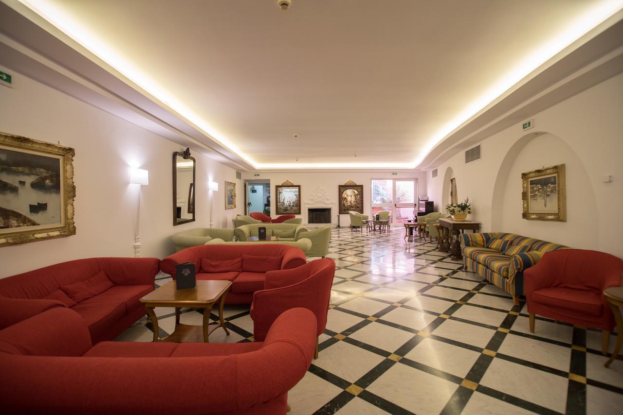 Hotel Villa Maria Sorrento Dış mekan fotoğraf